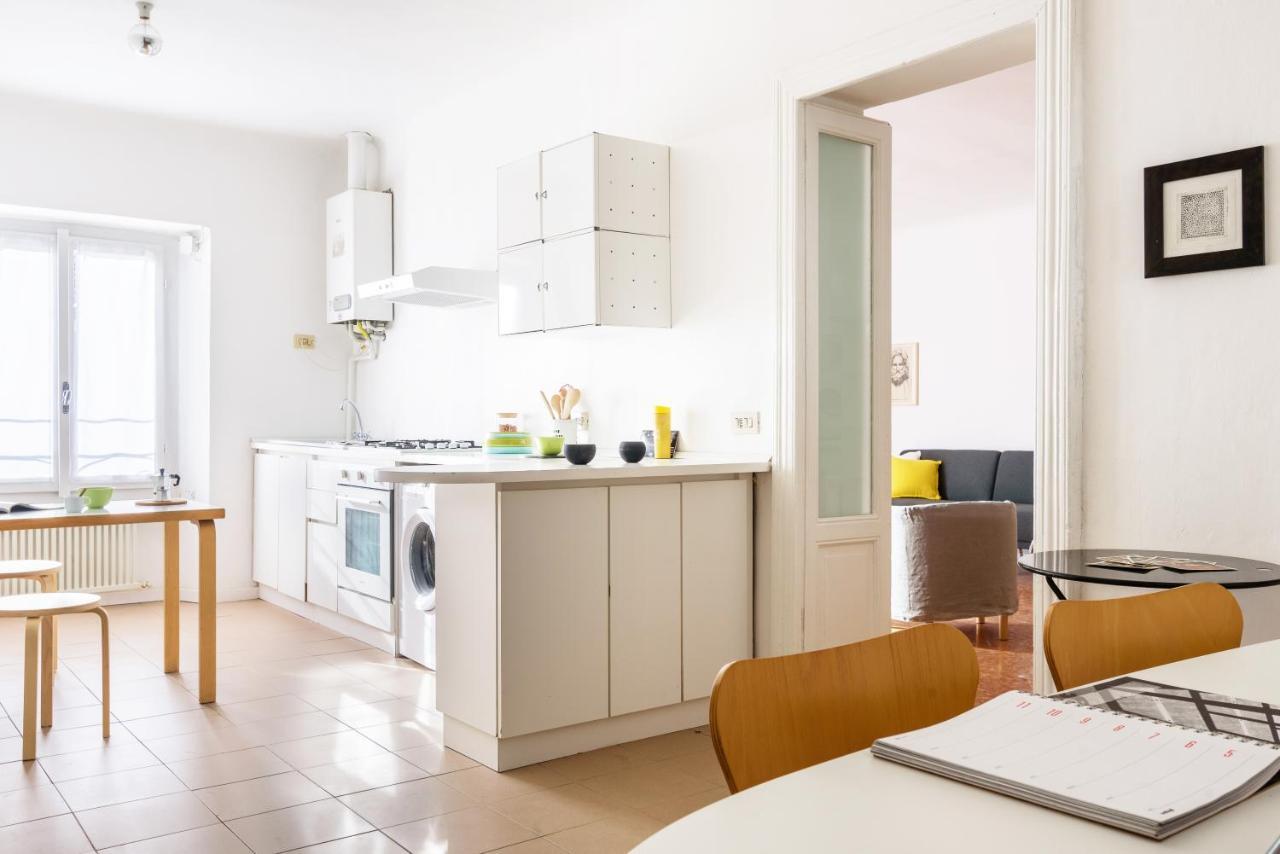 Siri Master Guest Apartment Милан Экстерьер фото